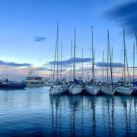 Fiorella's Oasis Apartment *