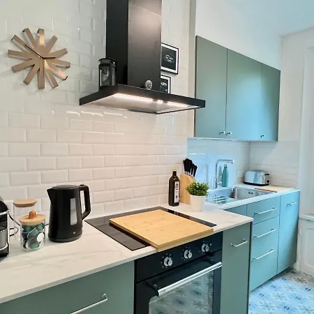 Fiorella's Oasis Apartment *