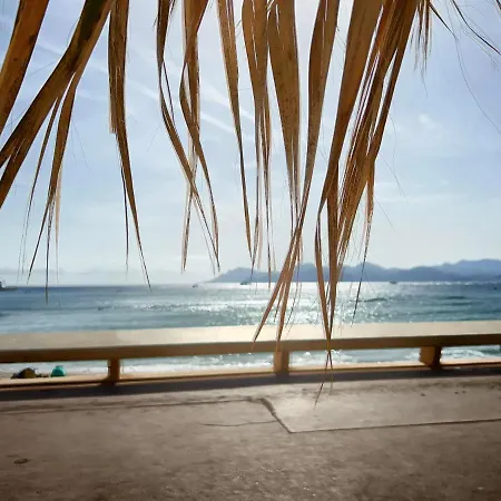 Fiorella's Oasis Апартаменты *